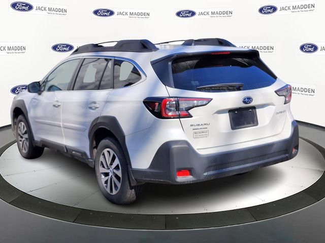 Used 2024 Subaru Outback Premium AWD/4WD image 5