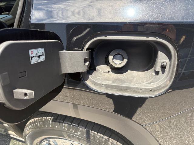 Used 2023 GMC Terrain SLE w/ Driver Convenience Package AWD/4WD image 33