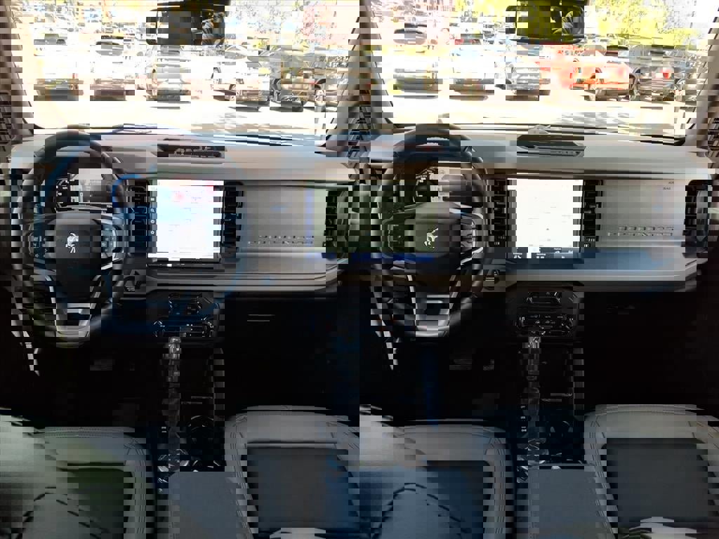 Certified 2024 Ford Bronco Wildtrak image 18