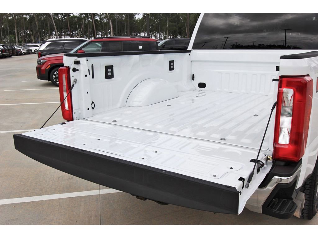 Certified 2024 Ford F250 XLT w/ FX4 Off-Road Package AWD/4WD image 30