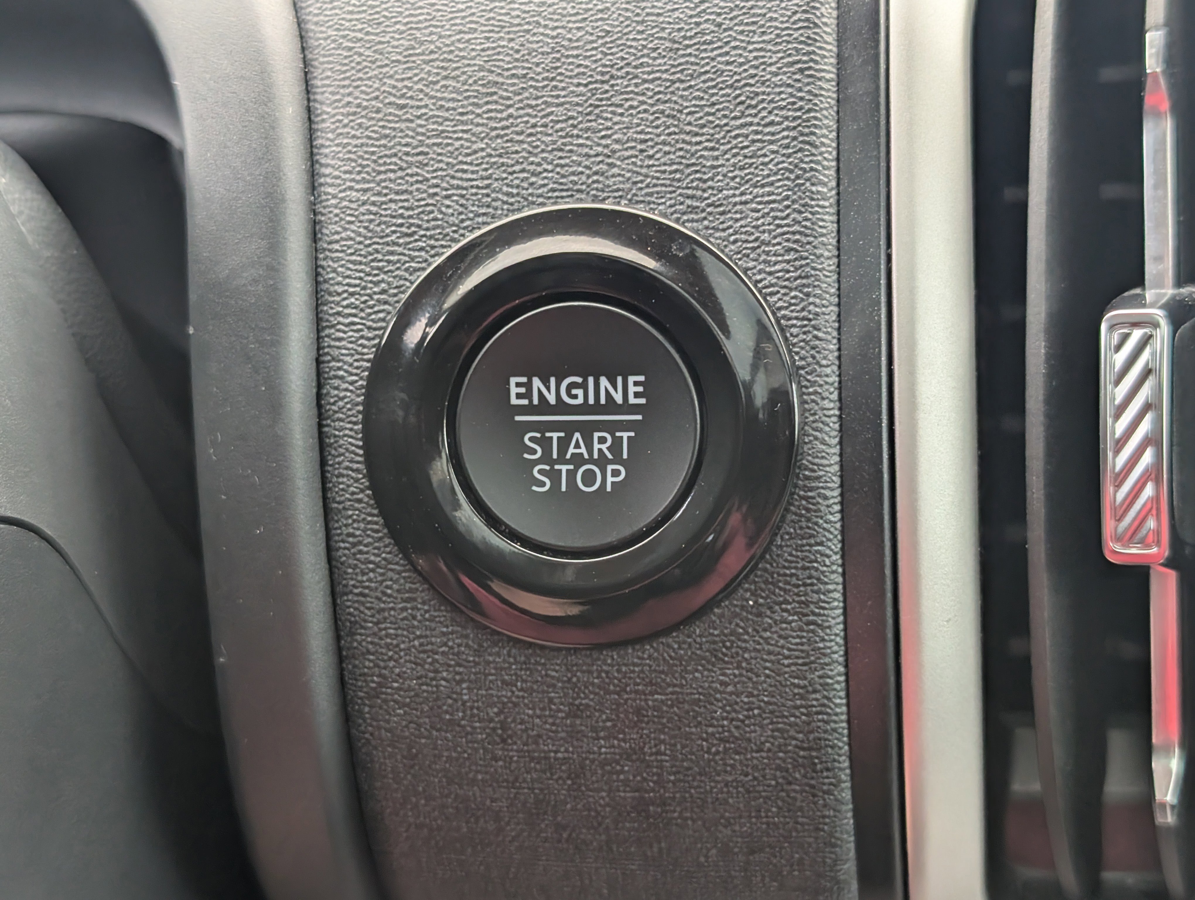 Certified 2025 Ford Expedition Active image 29