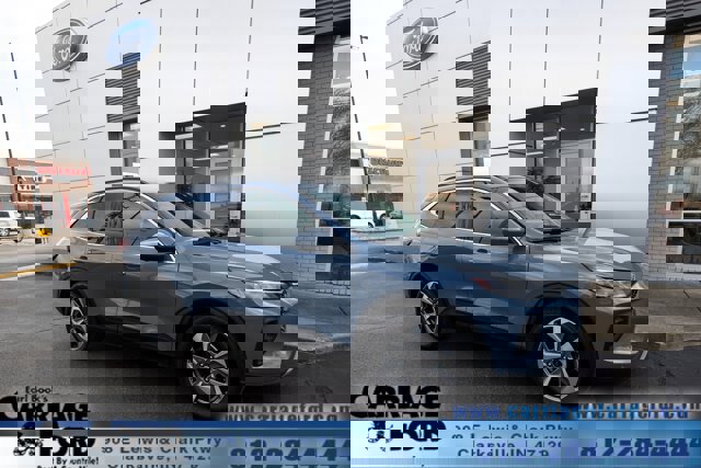 Certified 2025 Ford Escape Platinum w/ Premium Technology Package image 1