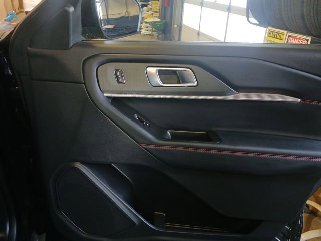 Certified 2025 Ford Explorer ST-Line image 60