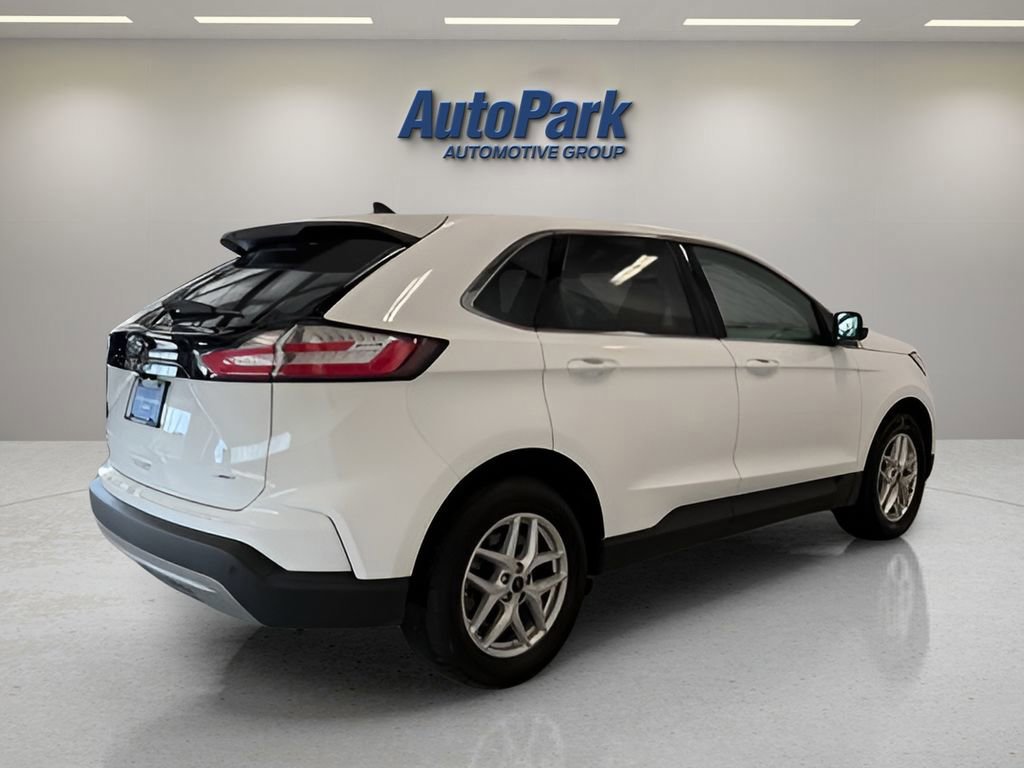 Certified 2023 Ford Edge SEL AWD/4WD image 5