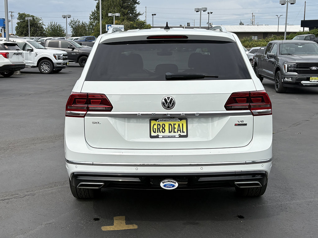 Used 2018 Volkswagen Atlas SEL w/ R-Line Package AWD/4WD image 7