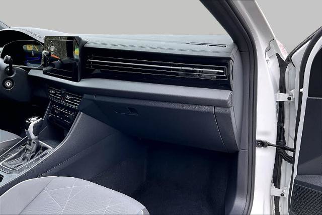 Used 2025 Volkswagen Jetta Sport FWD image 19