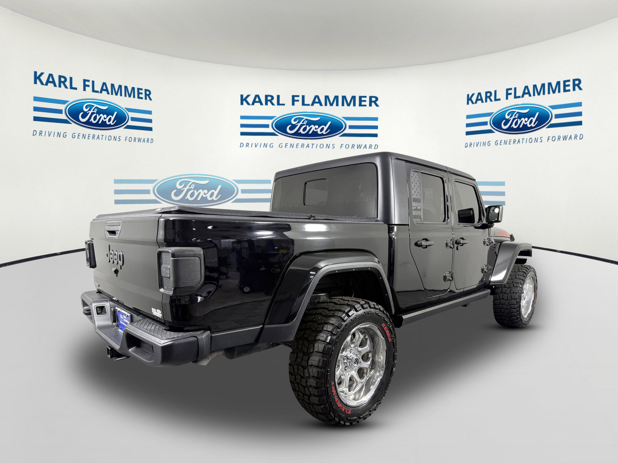 Used 2022 Jeep Gladiator Sport image 5