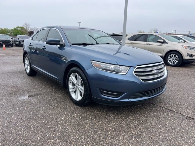 Certified 2018 Ford Taurus SEL w/ Equipment Group 201A FWD image 3