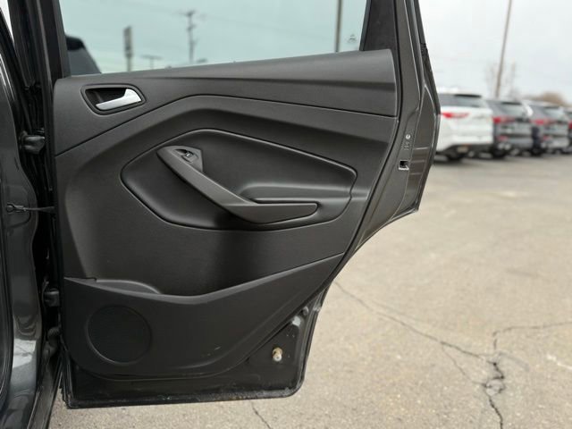 Certified 2018 Ford Escape SE w/ SE SYNC Package image 21