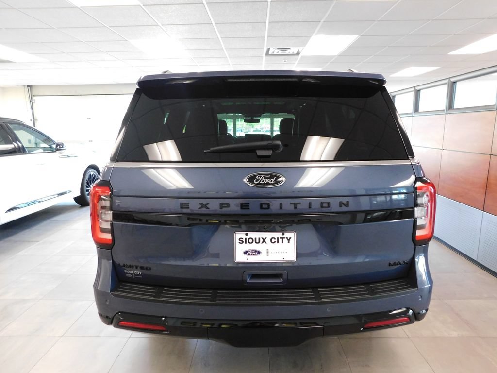 Certified 2022 Ford Expedition Max Limited AWD/4WD image 5