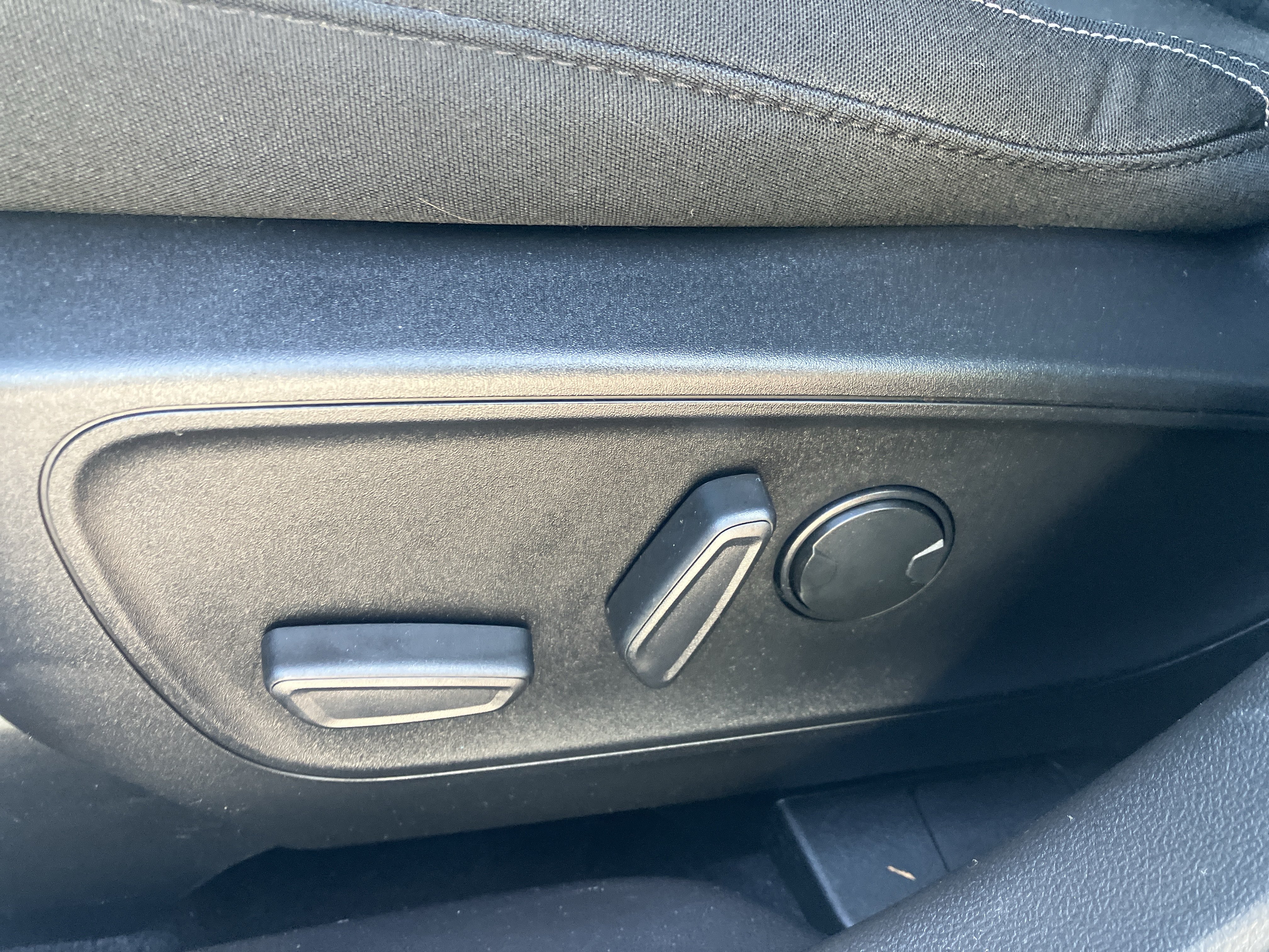 Certified 2023 Ford Escape Active AWD/4WD image 20