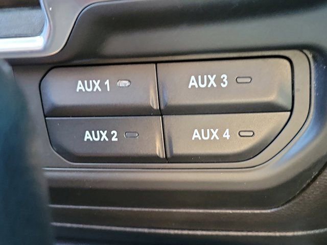 Used 2022 Jeep Wrangler Sport image 29