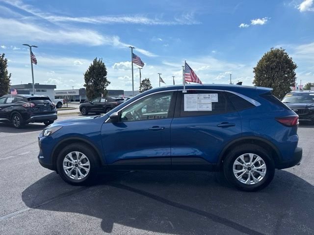 Certified 2023 Ford Escape Active AWD/4WD image 9
