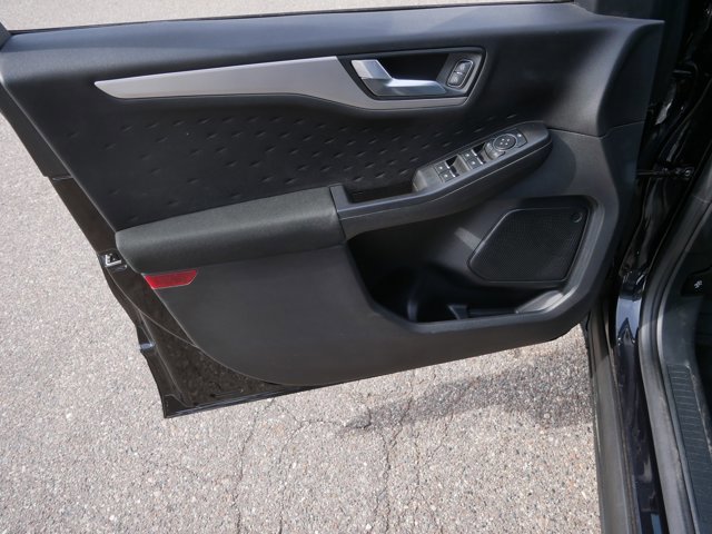 Certified 2020 Ford Escape SE AWD/4WD image 12