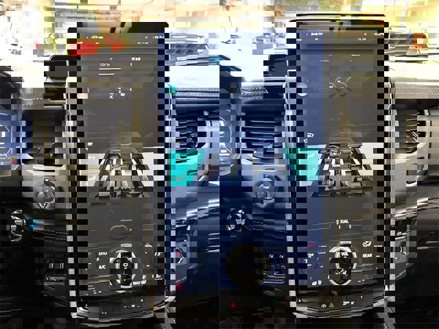 Certified 2022 Ford Expedition Max Platinum image 11