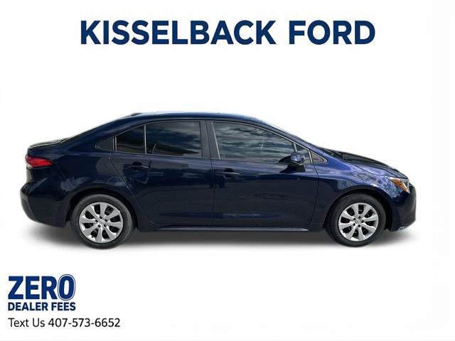 Used 2022 Toyota Corolla LE FWD image 2