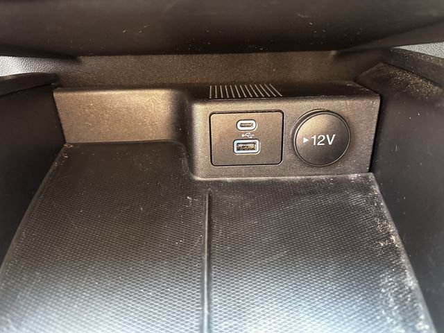 Certified 2022 Ford Escape SE w/ SE Sport Appearance Package AWD/4WD image 25