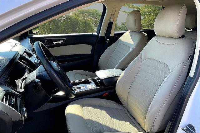 Certified 2019 Ford Edge SE FWD image 24