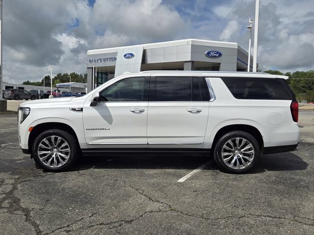 Used 2021 GMC Yukon XL Denali w/ Denali Ultimate Package AWD/4WD image 4
