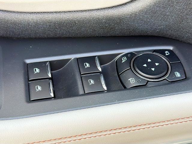 Certified 2025 Ford Expedition Active AWD/4WD image 20