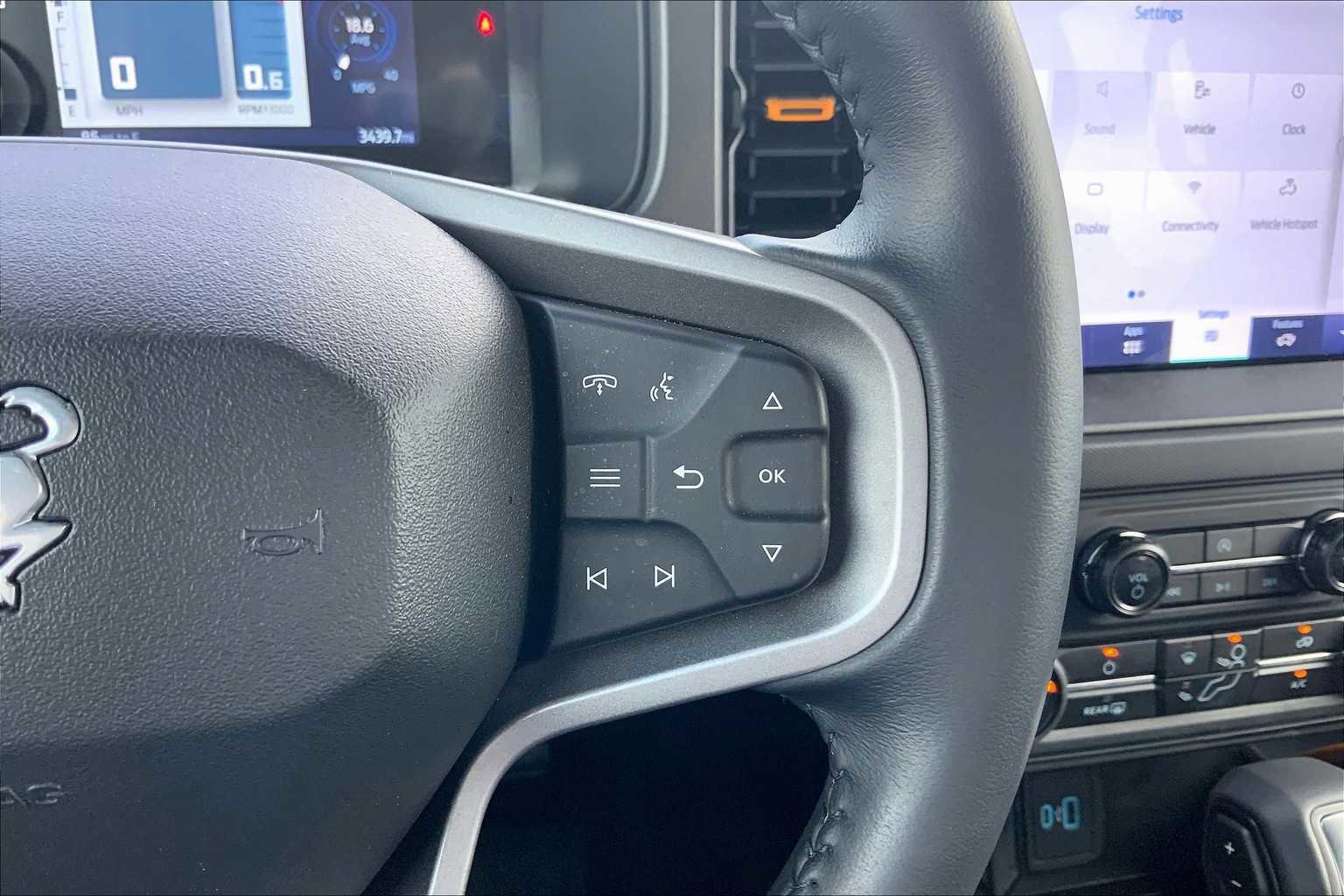 Certified 2024 Ford Bronco Badlands image 23