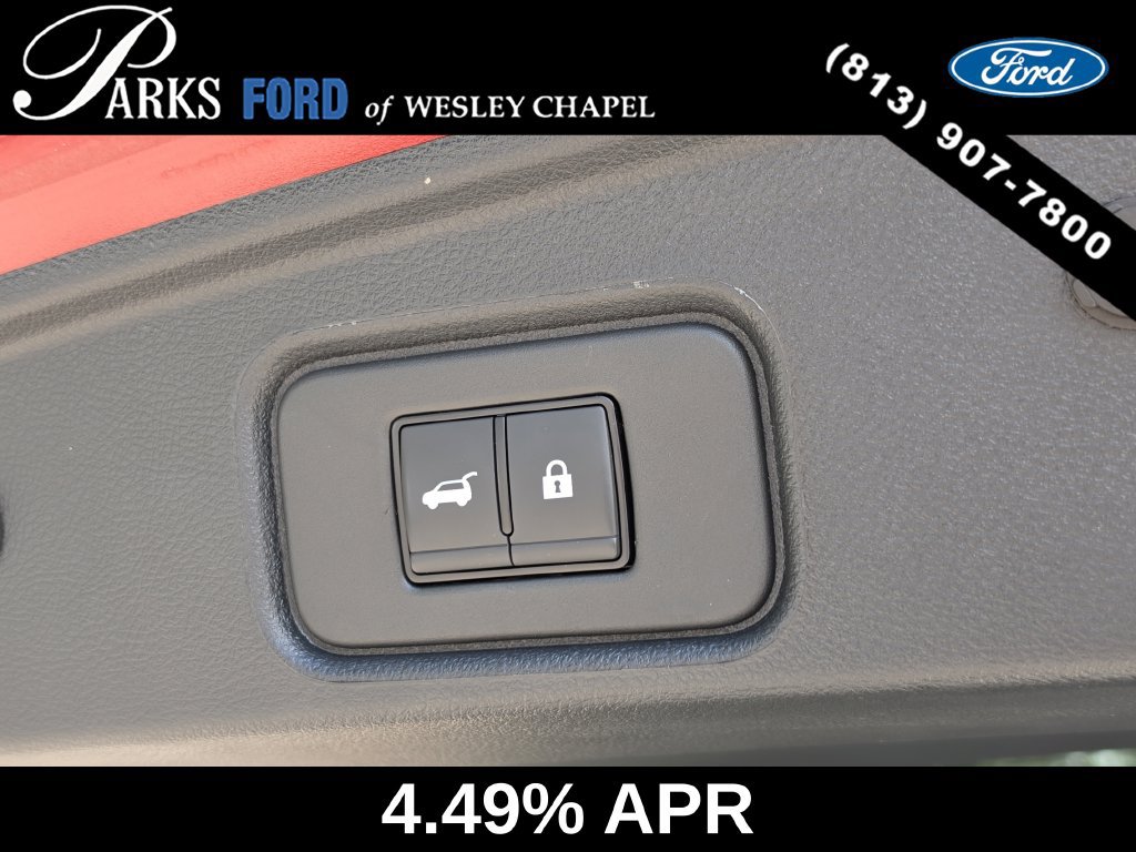 Used 2025 Nissan Pathfinder Platinum FWD image 10