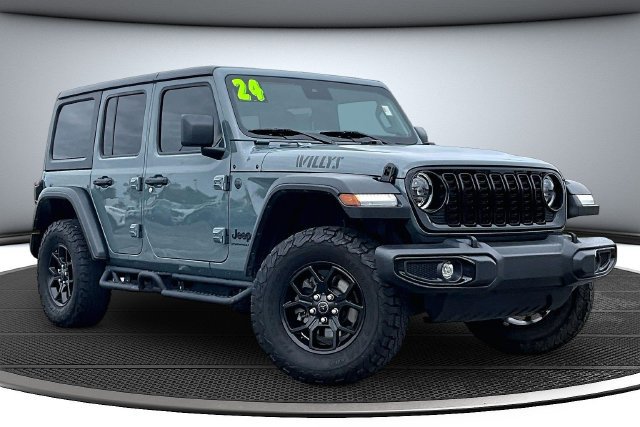 Used 2024 Jeep Wrangler Unlimited Sport AWD/4WD image 3