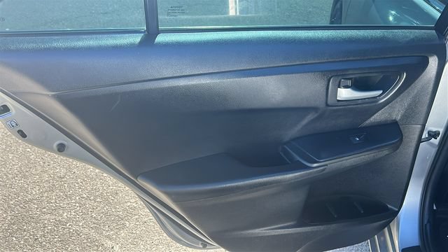 Used 2017 Toyota Camry SE FWD image 14