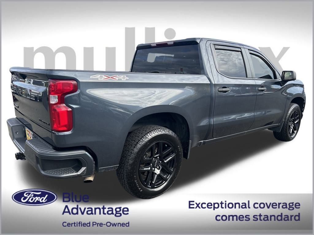 Used 2021 Chevrolet Silverado 1500 Custom w/ LPO, Blackout Package image 3