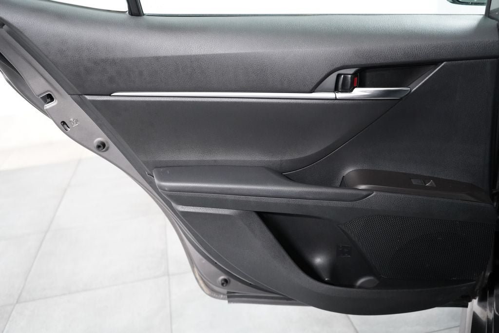 Used 2024 Toyota Camry SE FWD image 31