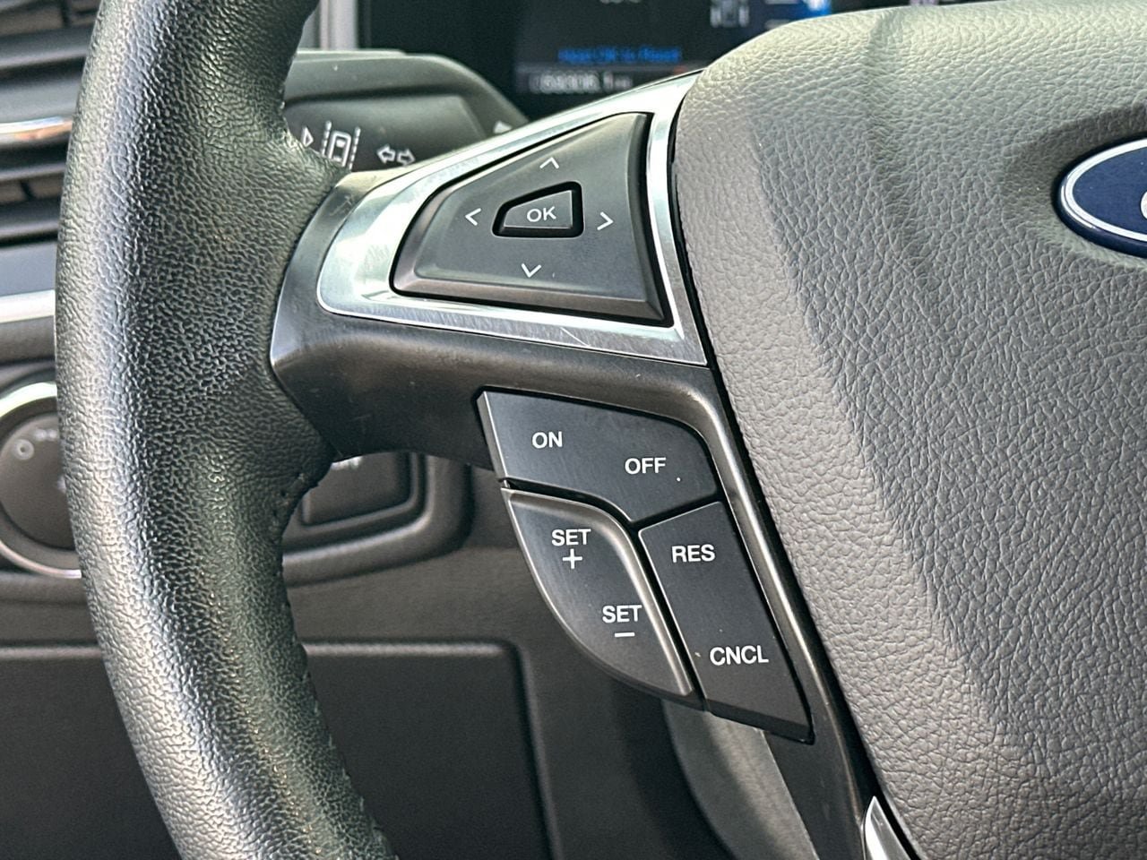 Certified 2024 Ford Edge SEL AWD/4WD image 24