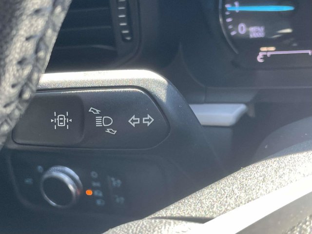 Certified 2023 Ford Explorer XLT RWD image 31