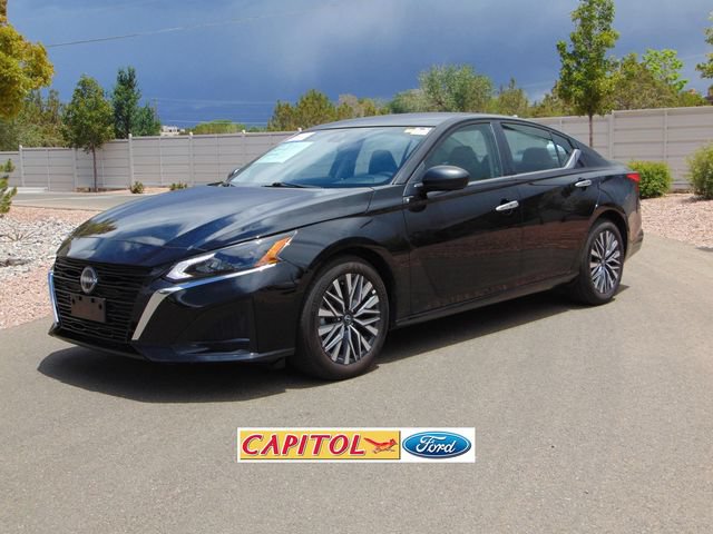Used 2025 Nissan Altima 2.5 SV