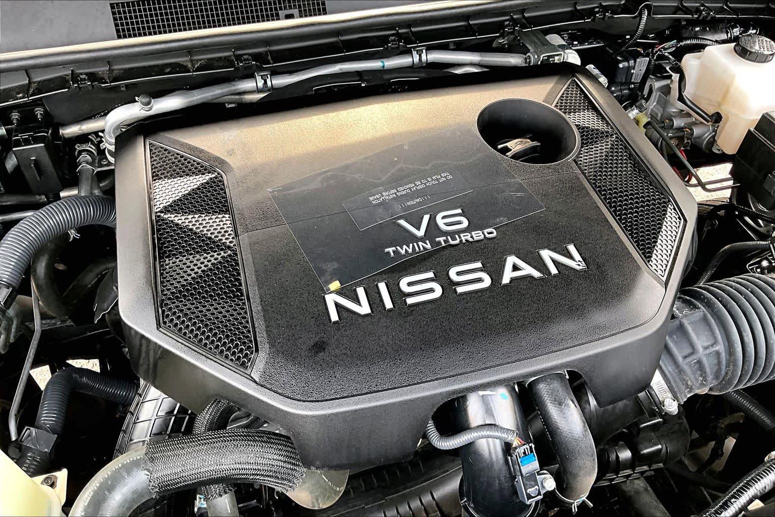 Used 2025 Nissan Armada Platinum Reserve AWD/4WD image 36