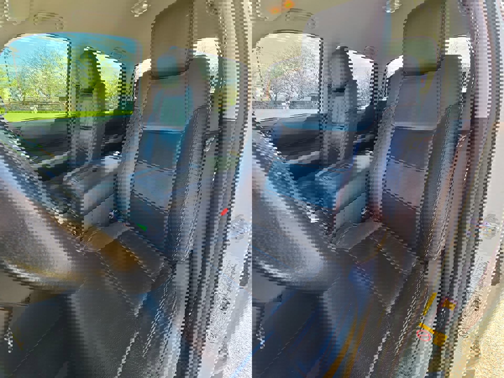 Used 2020 Toyota Tundra SR5 w/ SR5 Leather Package image 11