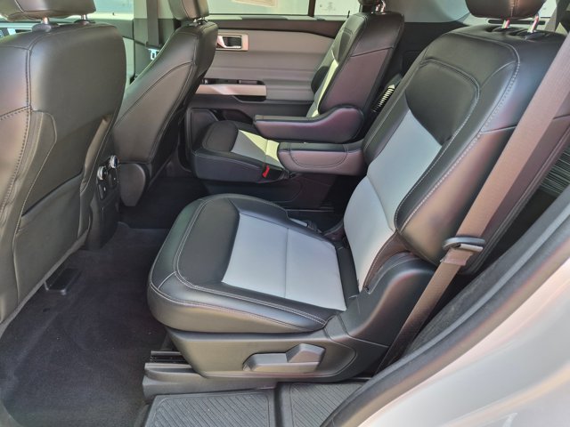 Certified 2023 Ford Explorer XLT w/ Equipment Group 202A RWD image 31