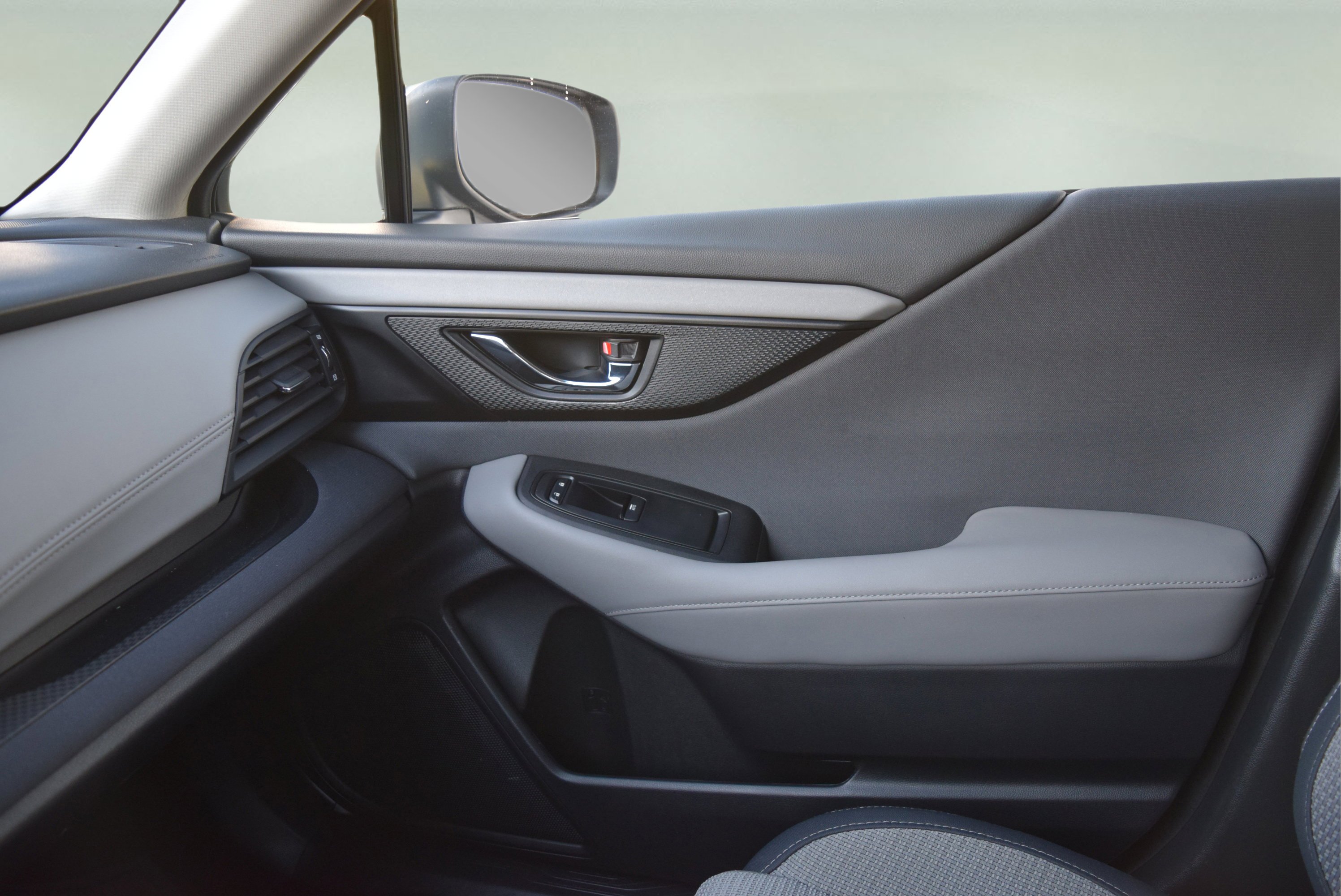 Used 2021 Subaru Outback Premium image 14