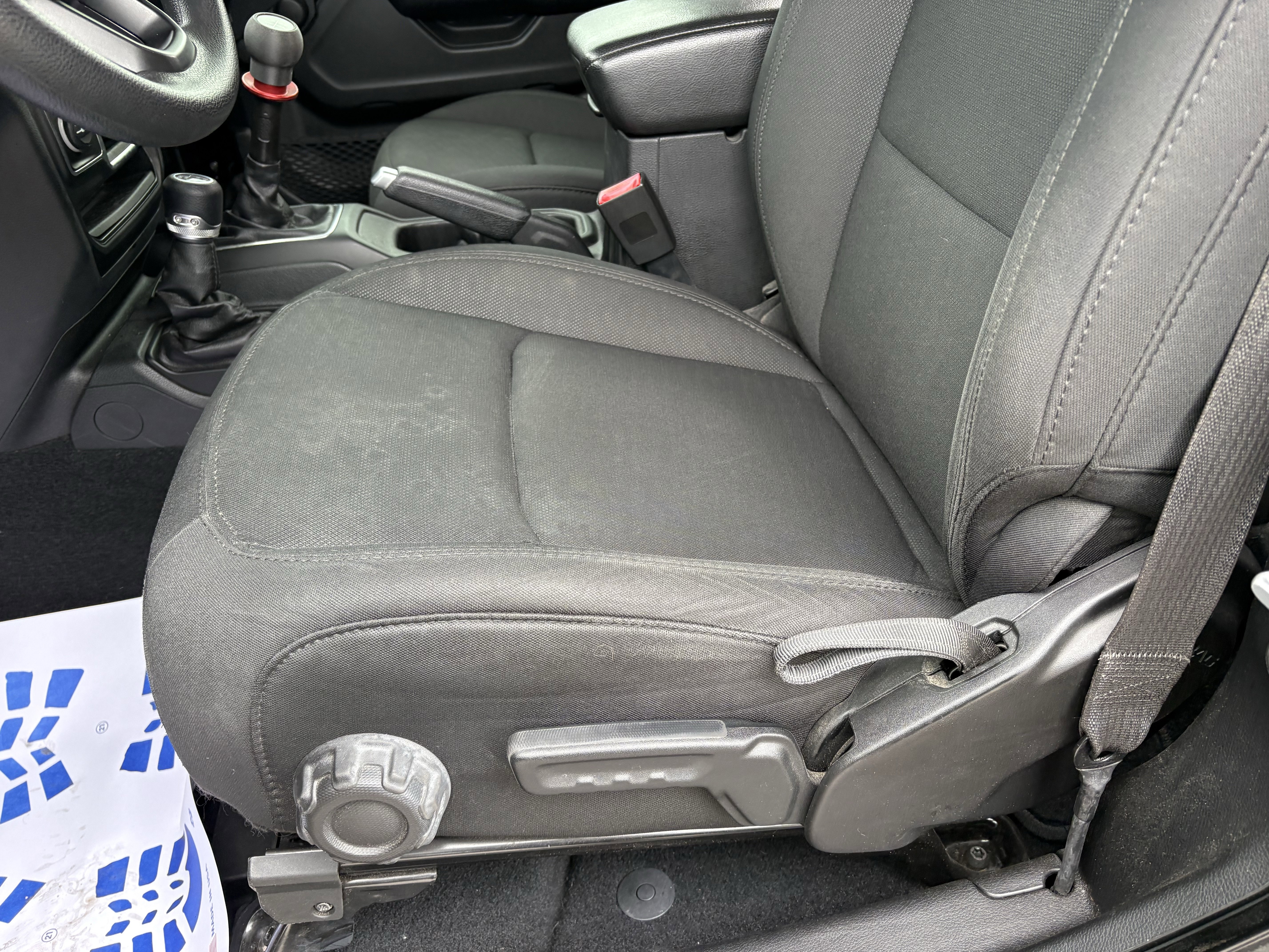 Used 2019 Jeep Wrangler Sport image 22