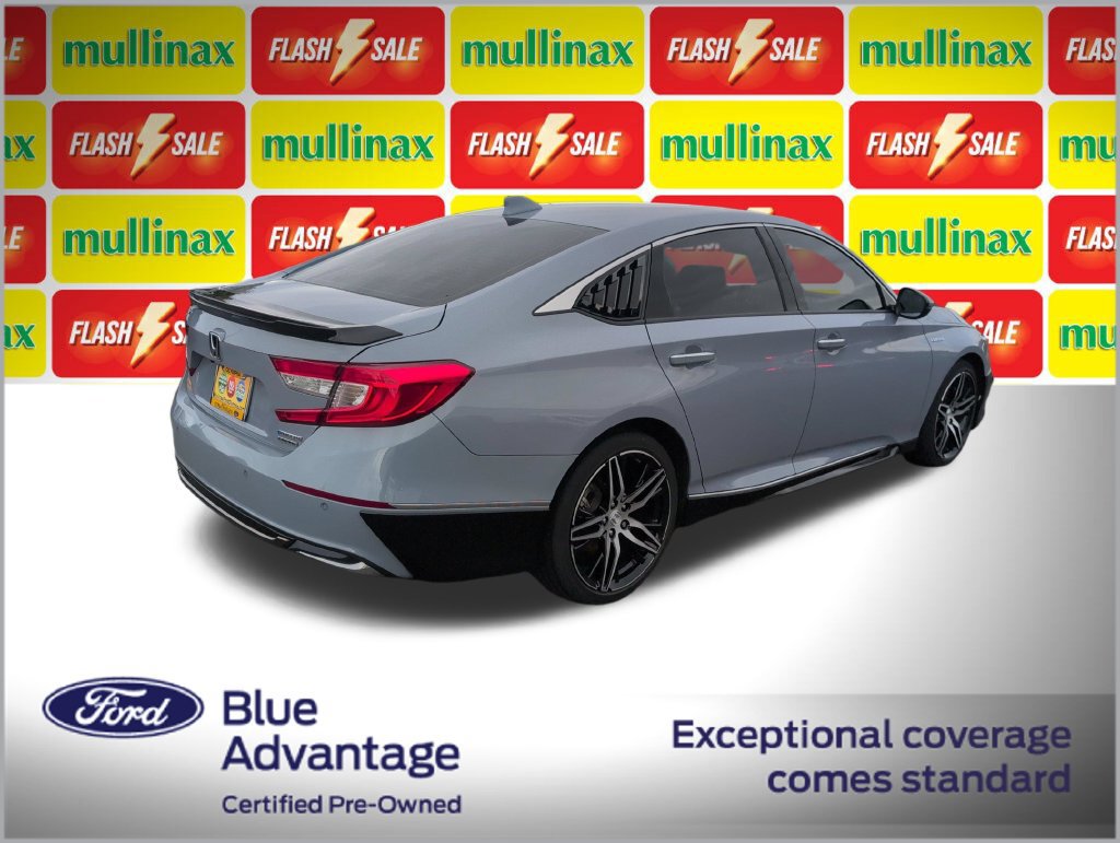 Used 2022 Honda Accord Touring image 3