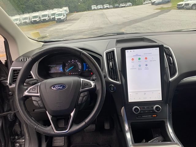 Certified 2024 Ford Edge Titanium AWD/4WD image 25