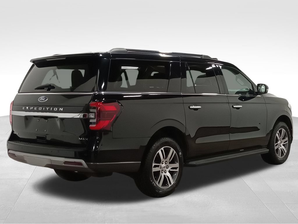 Certified 2024 Ford Expedition Max Limited RWD image 3