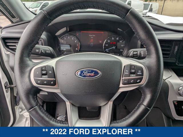 Certified 2022 Ford Explorer XLT RWD image 12