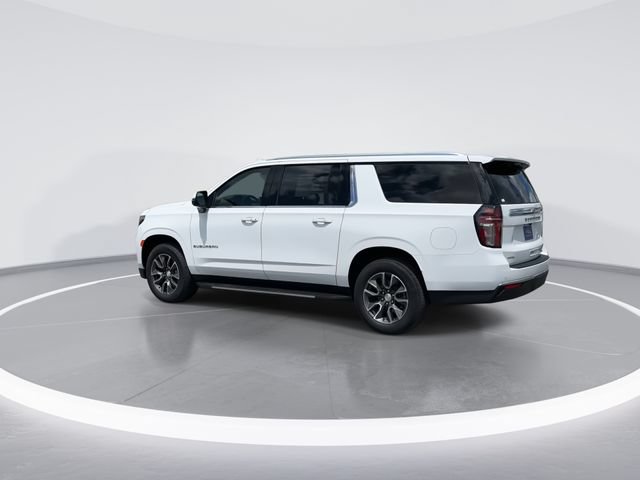 Used 2024 Chevrolet Suburban LT w/ Luxury Package AWD/4WD image 5