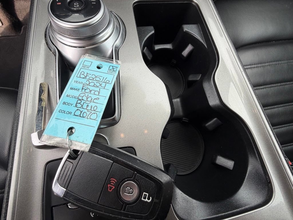 Certified 2024 Ford Edge SEL AWD/4WD image 28