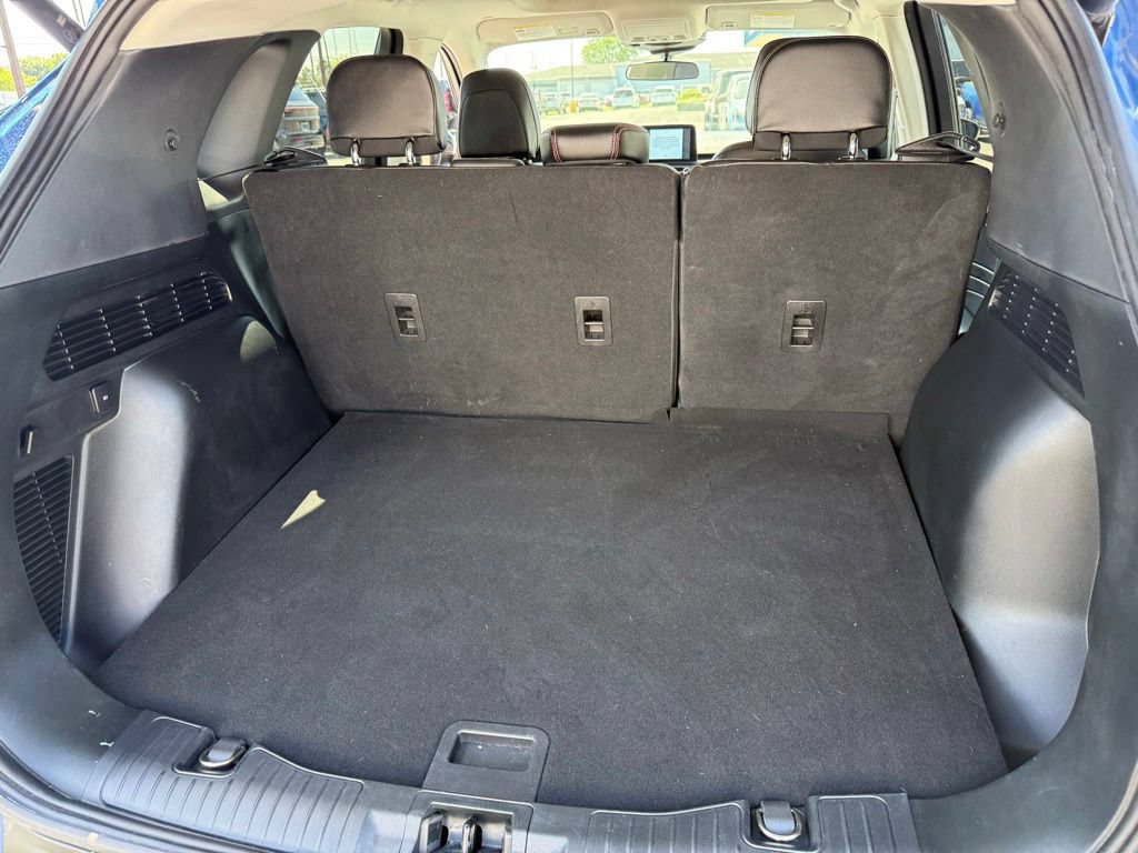 Certified 2022 Ford Escape SEL w/ SEL Stealth AWD Package image 19