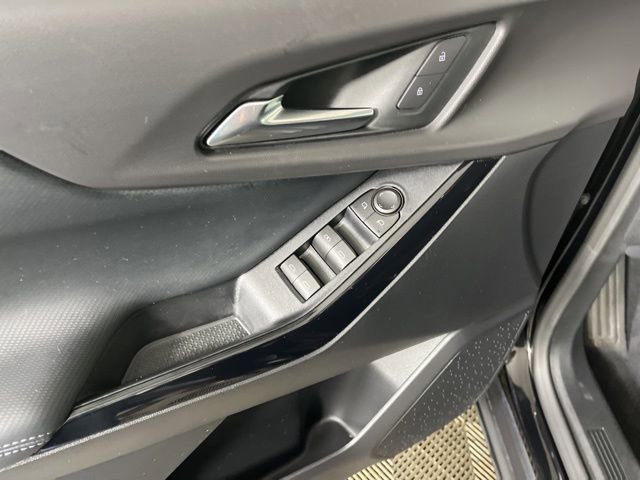 Used 2026 Chevrolet Equinox LT AWD/4WD image 17