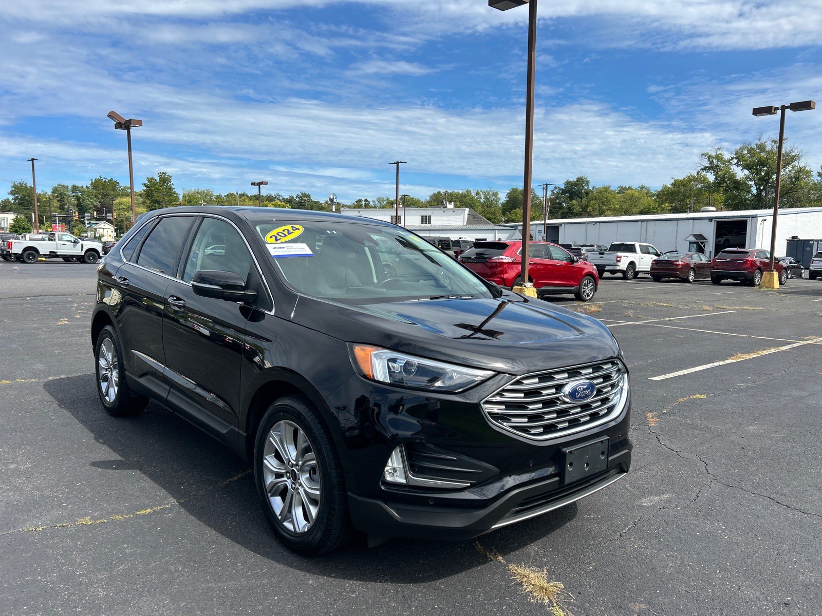Certified 2024 Ford Edge Titanium AWD/4WD image 21