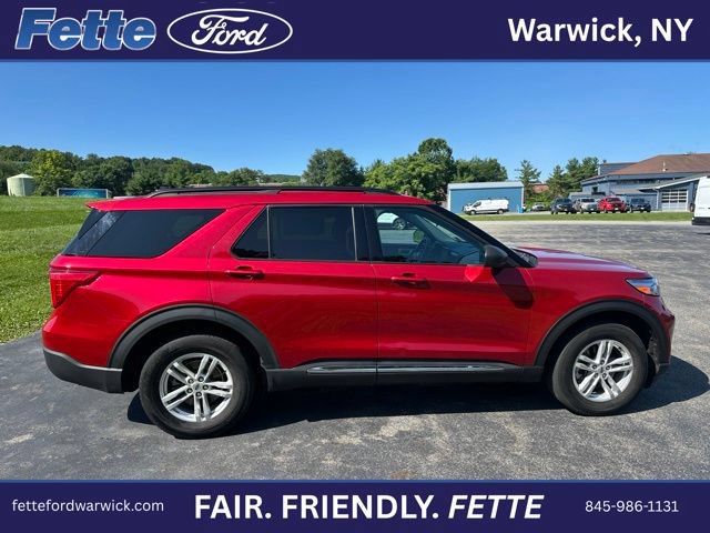 Certified 2022 Ford Explorer XLT w/ Class IV Trailer Tow Package AWD/4WD image 6