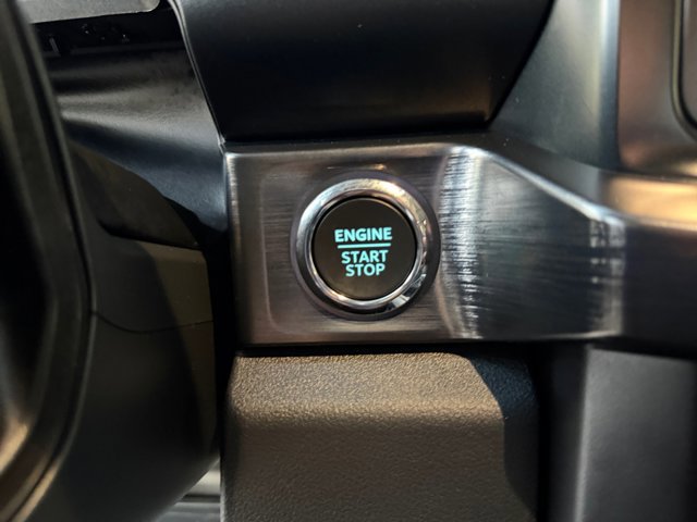 Certified 2025 Ford F350 Lariat w/ Black Appearance Package AWD/4WD image 30