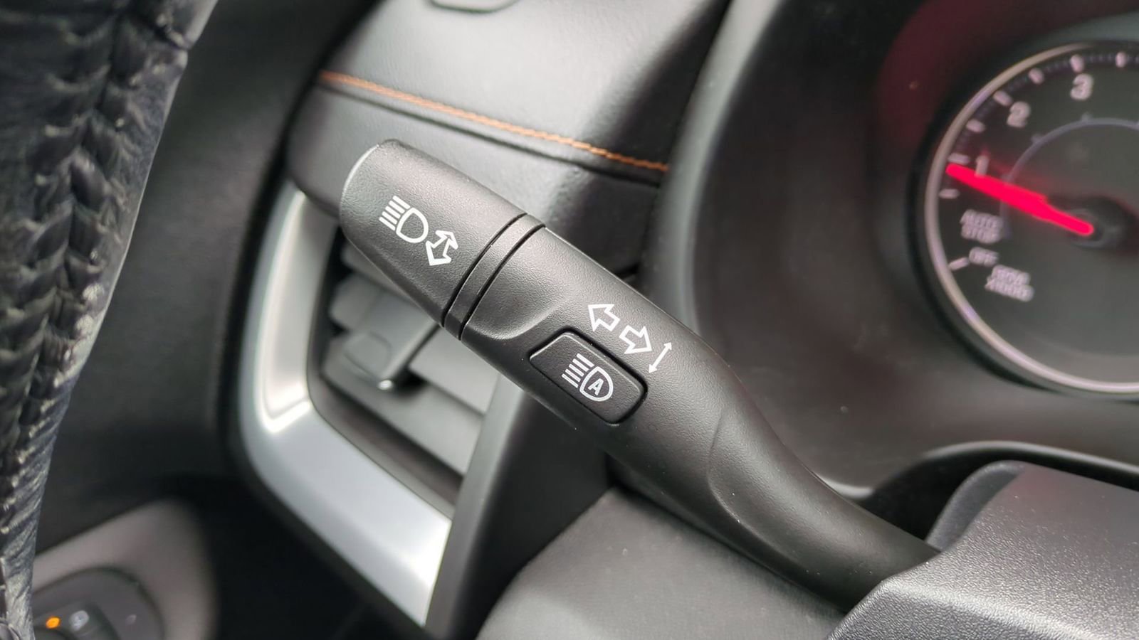 Used 2020 GMC Terrain SLT w/ Preferred Package image 28